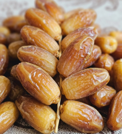 Tunisian Deglet Noor – The Date of Radiant Light